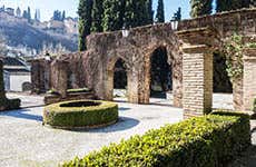 GranadaTravel Guide
