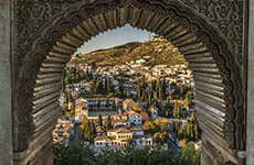 GranadaTravel Guide